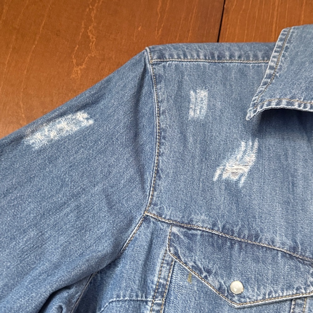 Highway Wet Seal Classic Blue Denim Snap Up Shirt NWT Sz Lg  Pearlized Snaps - Picture 2 of 8